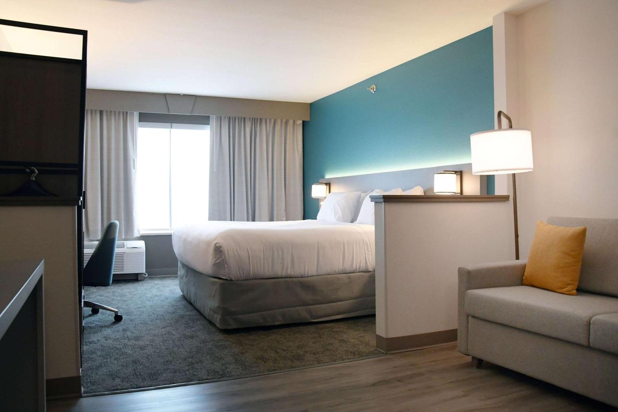 Comfort Inn & Suites Nw Milwaukee Germantown Eksteriør bilde