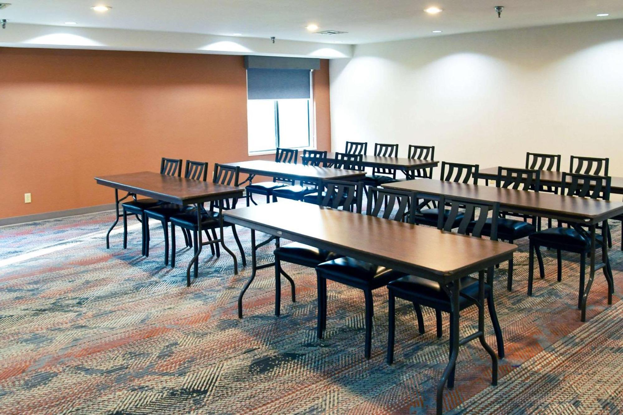 Comfort Inn & Suites Nw Milwaukee Germantown Eksteriør bilde