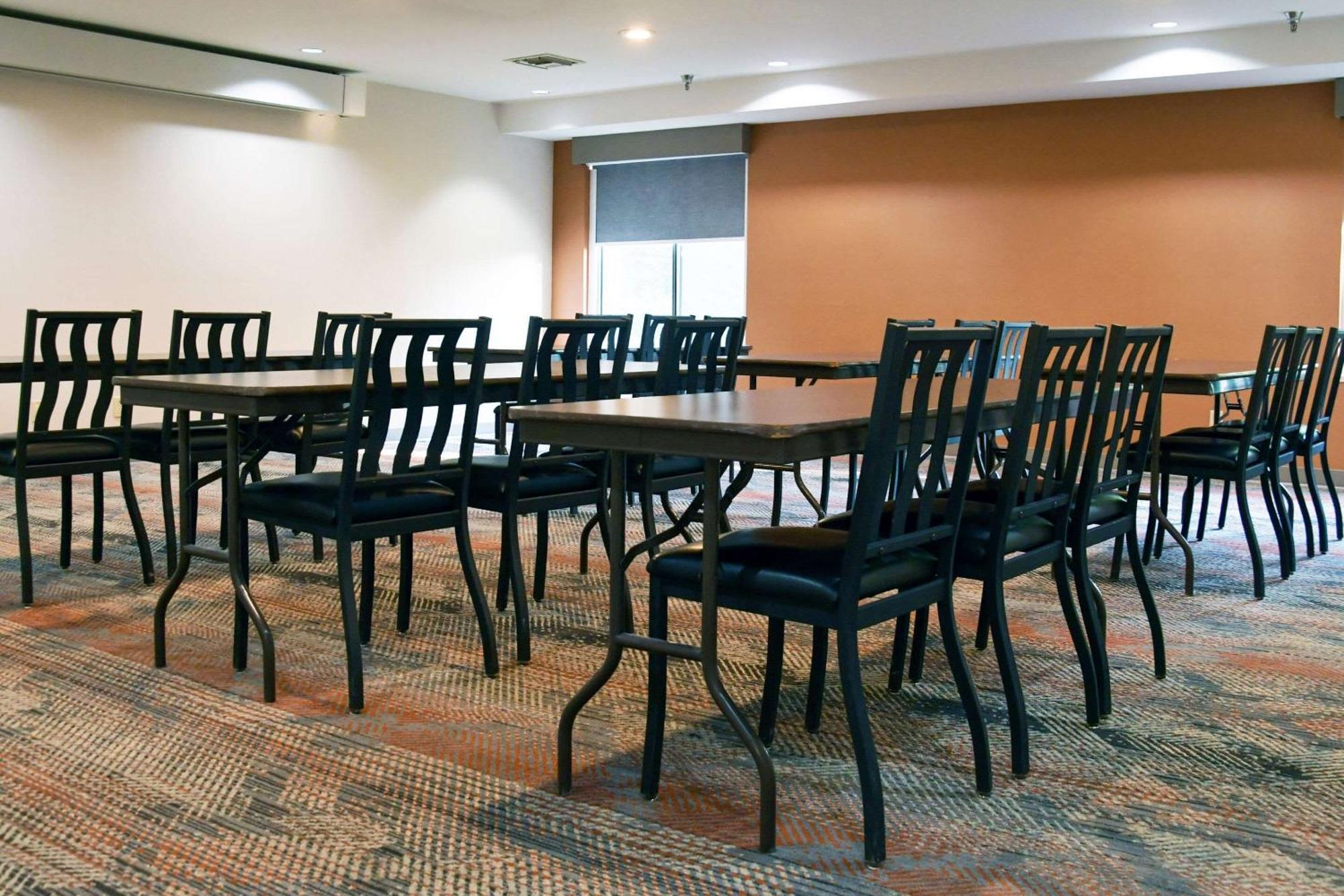 Comfort Inn & Suites Nw Milwaukee Germantown Eksteriør bilde